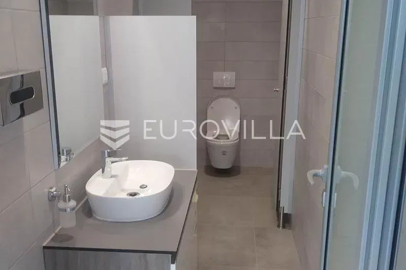Lokal użytkowy Osijek – 2