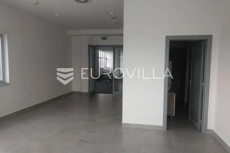 Lokal użytkowy Osijek – 3