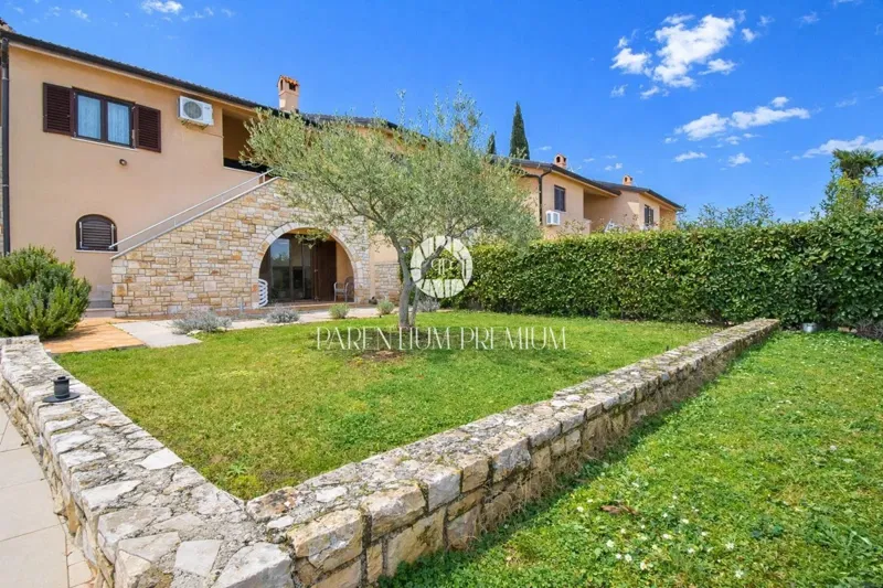 Terraced House with Stunning Panoramic Sea View and Shared Pool – 3