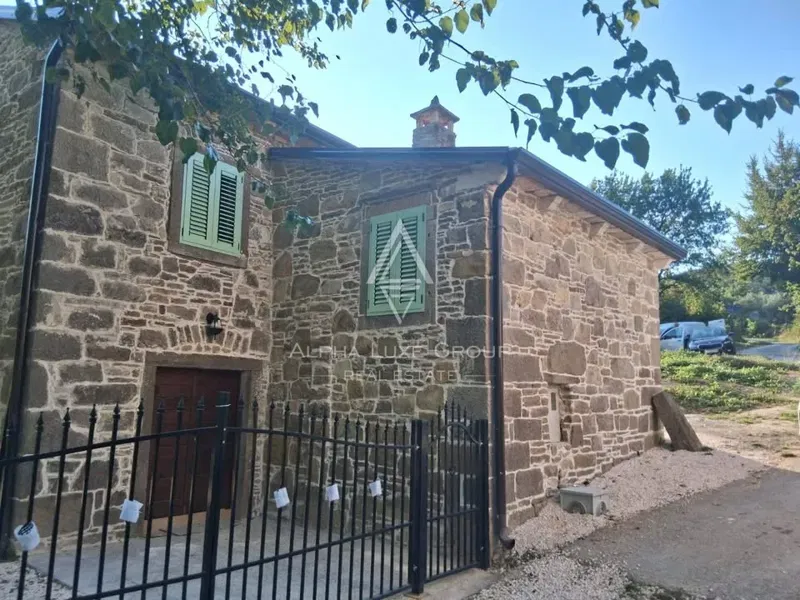 Istria, Sovinjak – Renovated stone house with yard – 3