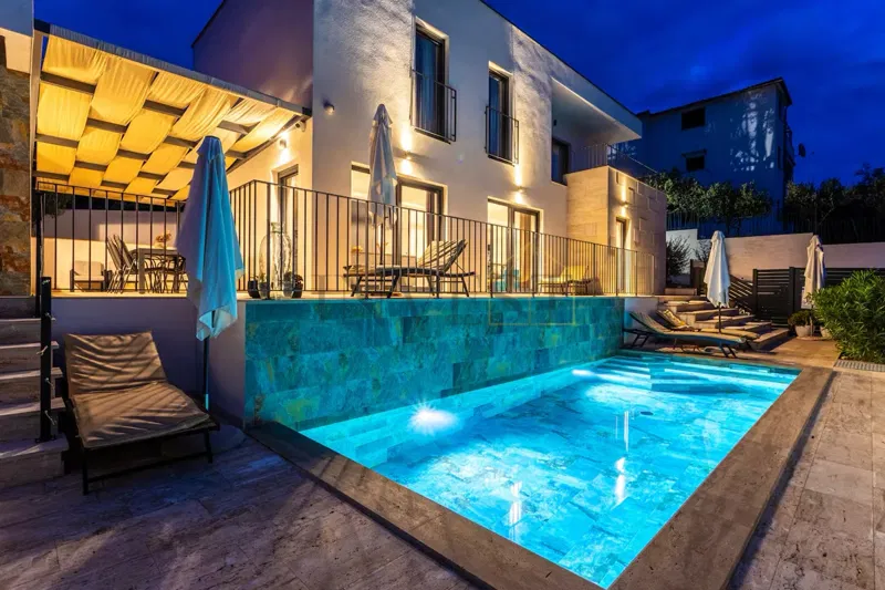 NEWLY BUILT LUXURY VILLA ONLY 100 METERS FROM THE SEA – 2