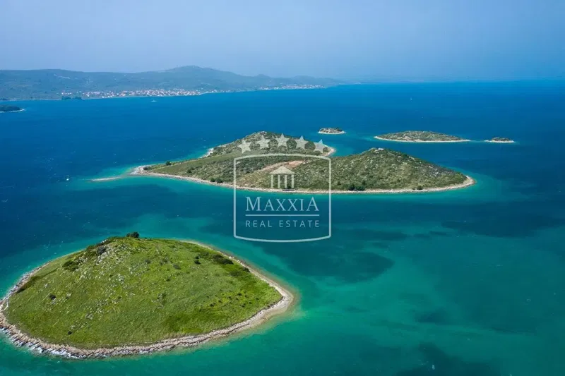 Investicija - poklonite otok!! Vela Bisaga 3.998.000€