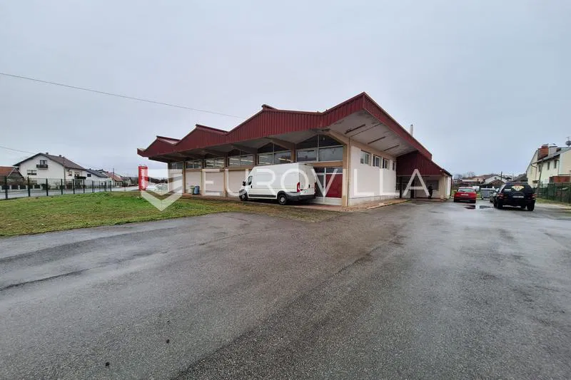 Karlovac, Turanj, proizvodna hala, skladište 600 m², velika parcela, odlična lokacija