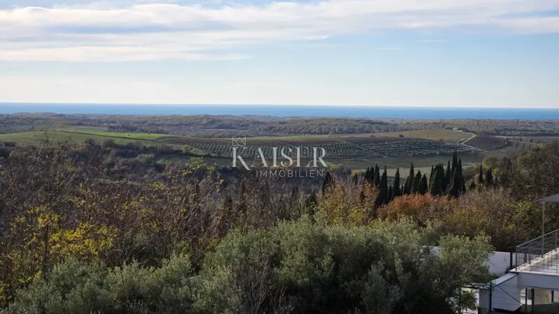 Istria, Buie - terreno edificabile con splendida vista, 717m2 – 2