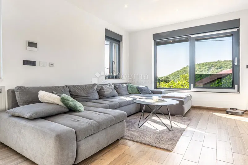 Casa Orehovica, Rijeka, 180m2 – 2