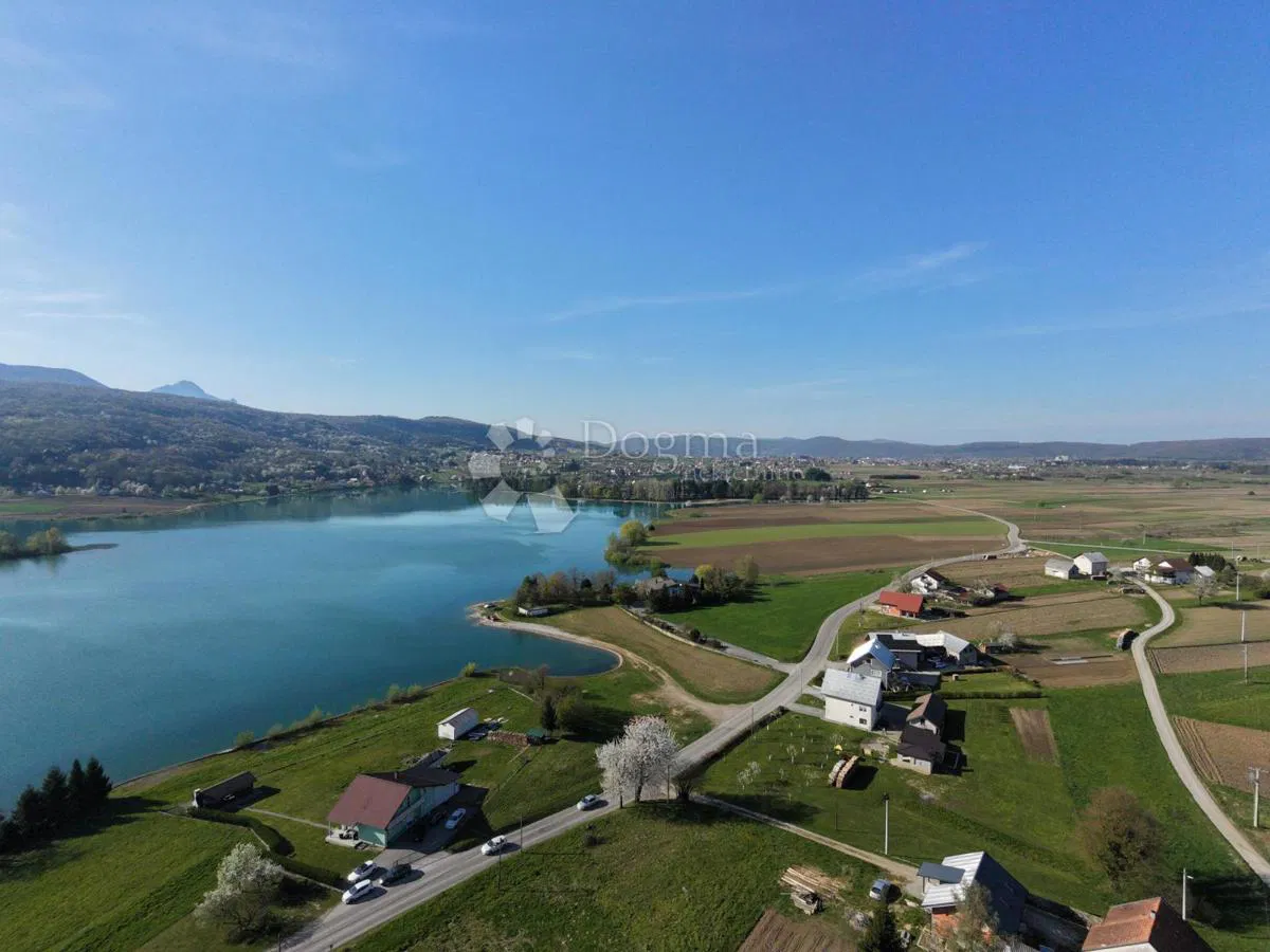Земля под застройку Ogulin, 4.600m2