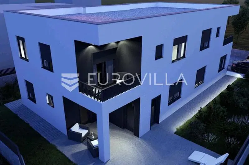 Kaštel Sućurac, comfortable three bedroom apartment in a new building – 2