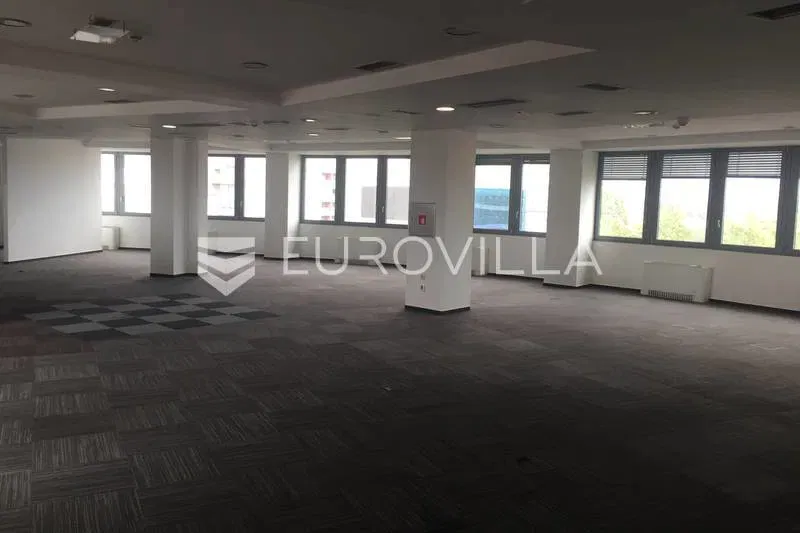 Immobile commerciale Donji Grad – 3