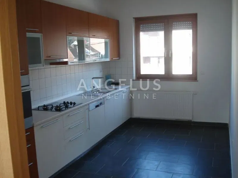 Zagreb, Maksimir-apartment for rent, 188 m2 – 2