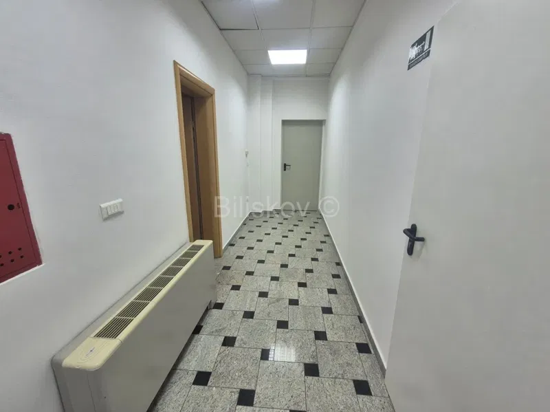 Üzlethelyiség Lučko – 2