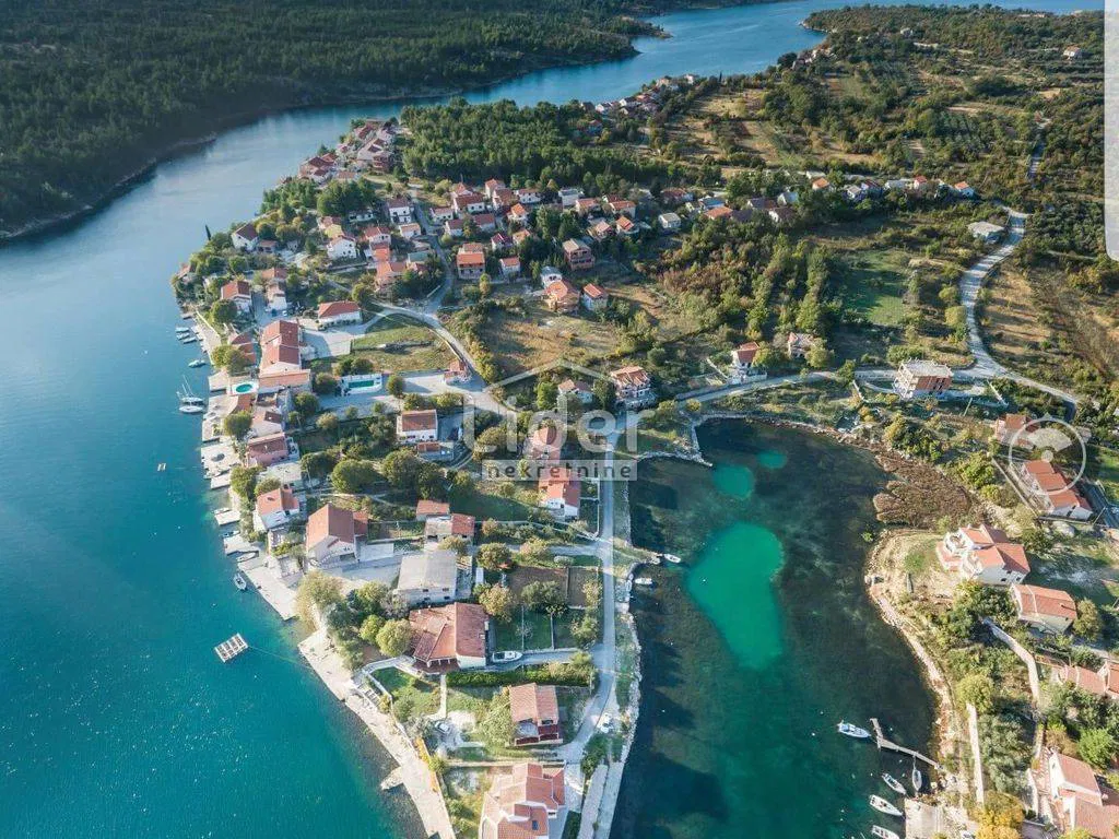 Ribnica na Karinskom moru, građevinsko zemljište 360m2