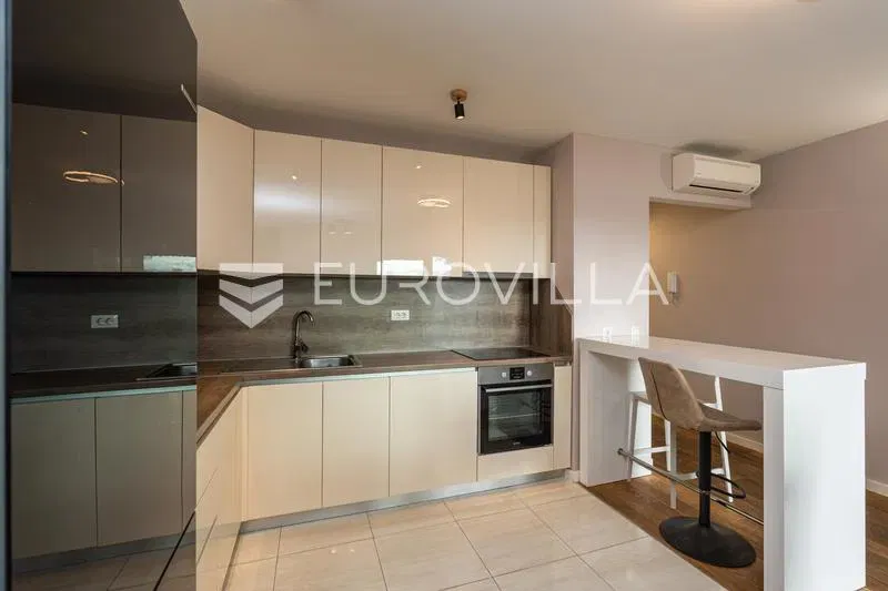 Dubrovnik, rent, four-room apartment with garden and terrace – 2