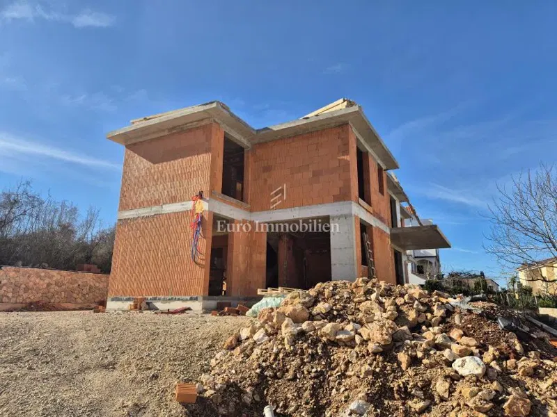 Vendesi casa a schiera con piscina – 3