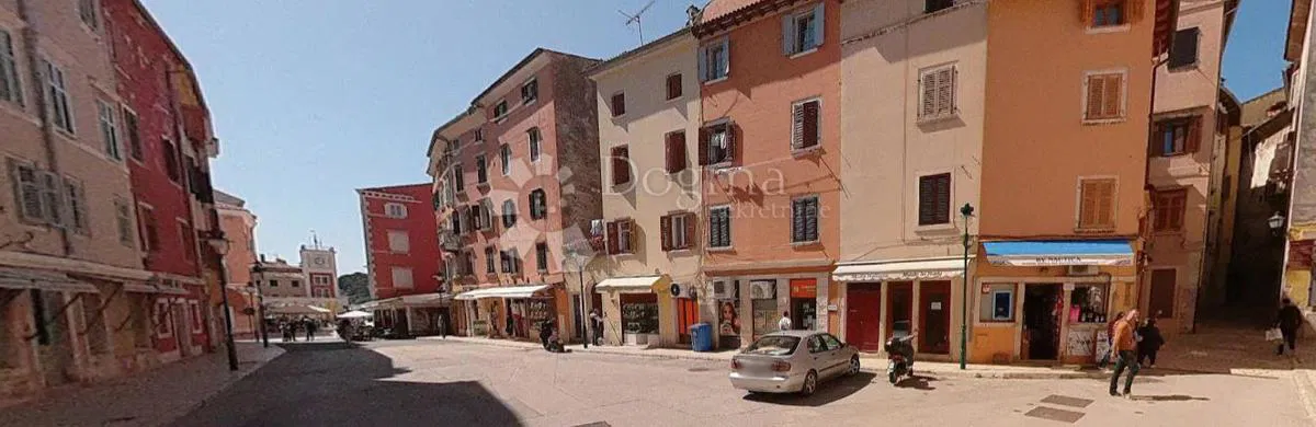 Kereskedelmi Rovinj, 25m2