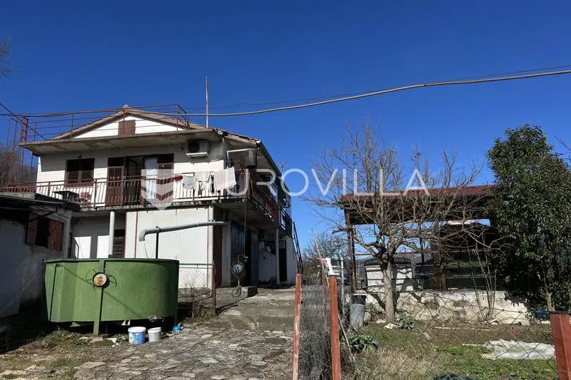 Istria, Buzet, house with three apartments, a garden, and a beautiful view of nature – 2