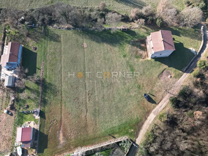 Veliko građevinsko zemljište 4814 m² s kućom u Roh-bau – Šišan, idealno za 4-6 parcela! – 2