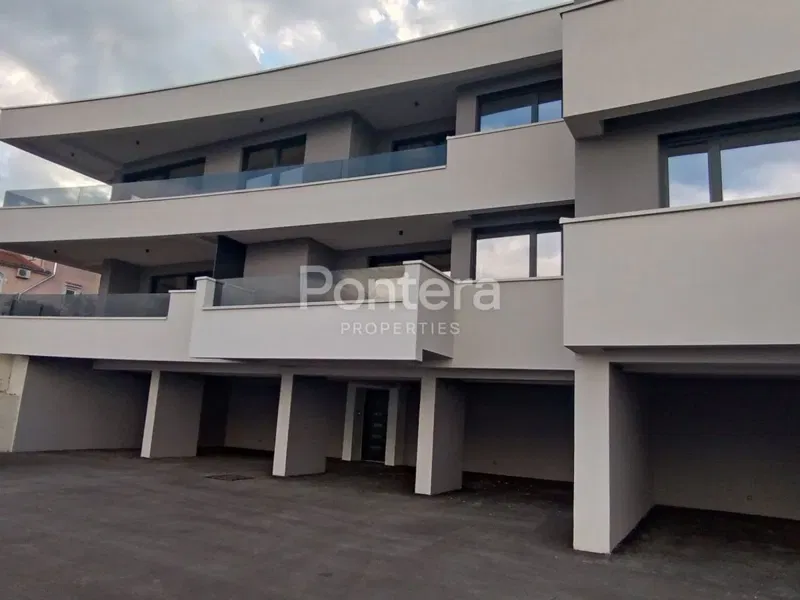 Flat/apartment Lovran, 204,78m2 – 2