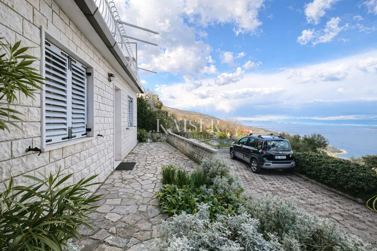 Opatija, Brseč - panoramski pogled na morje, hiša, 243 m2