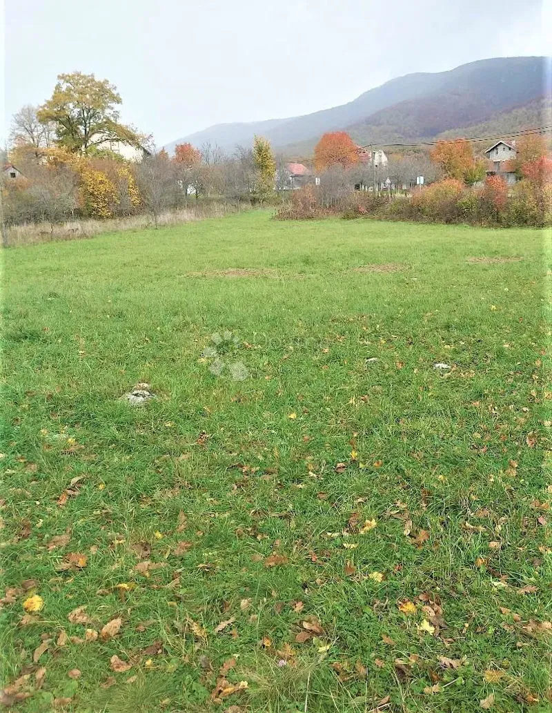 Teren budowlany Gornji Lapac, Donji Lapac, 1.528m2 – 2