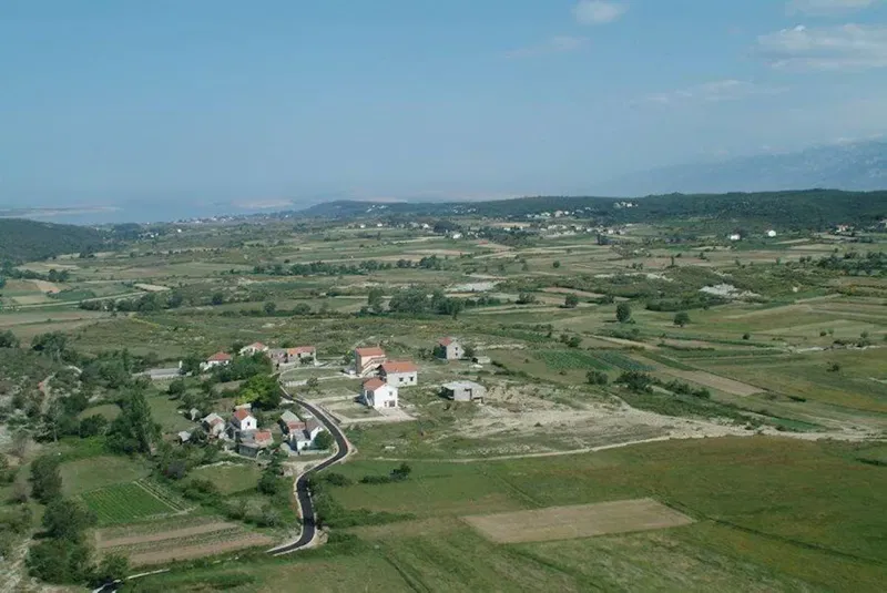 Terreno Radovin