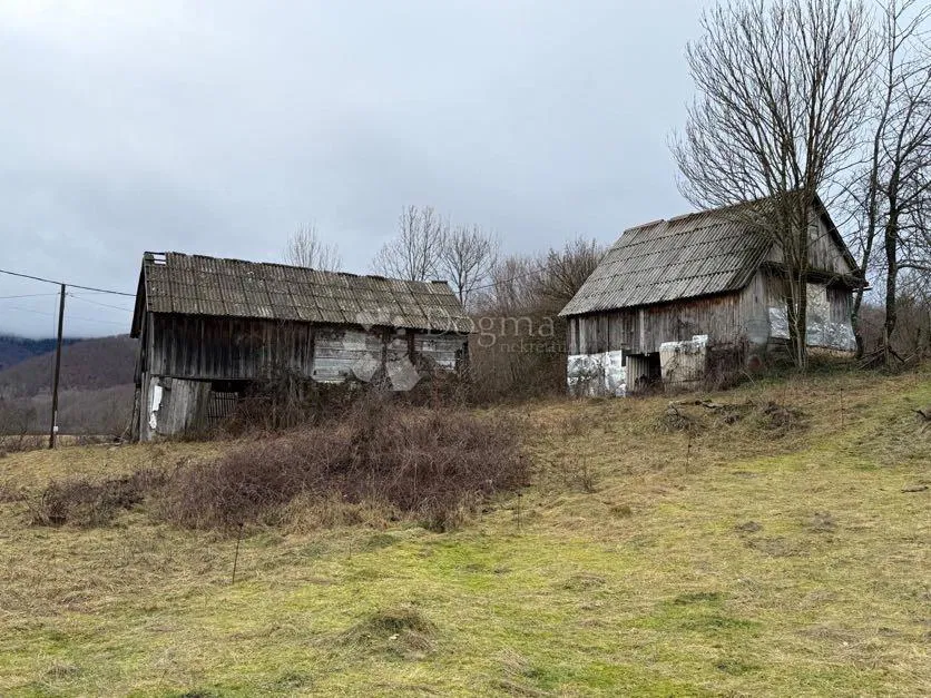 Дом Donje Pazarište, Gospić - Okolica, 110m2