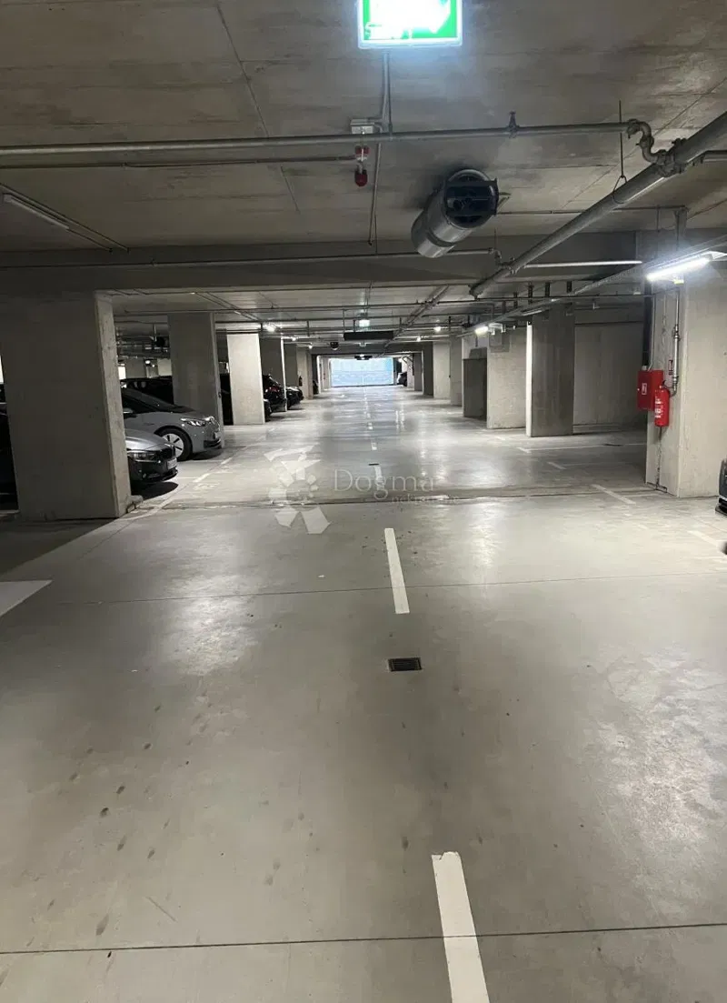 Garage Kantrida, Rijeka, 13,20m2 – 2