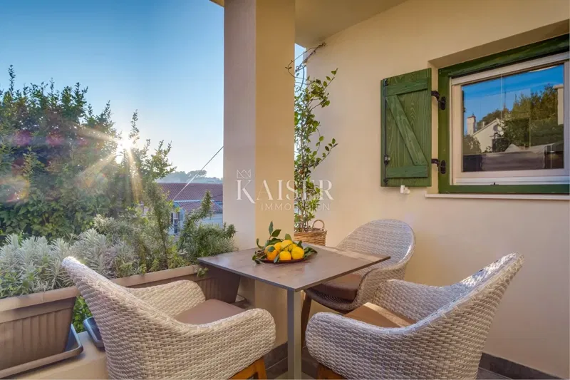 Island of Lošinj, M.Lošinj, residence 400 m² near the city center – 3