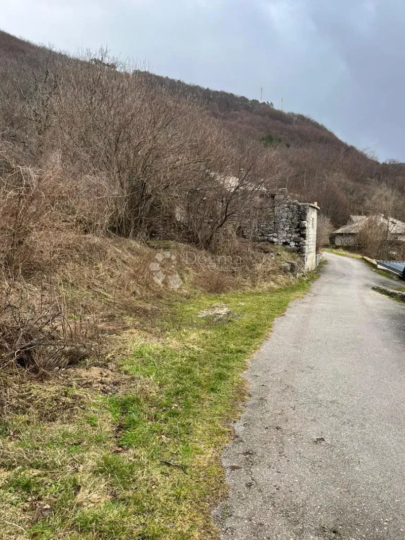 Építési telek Senj, 150m2
