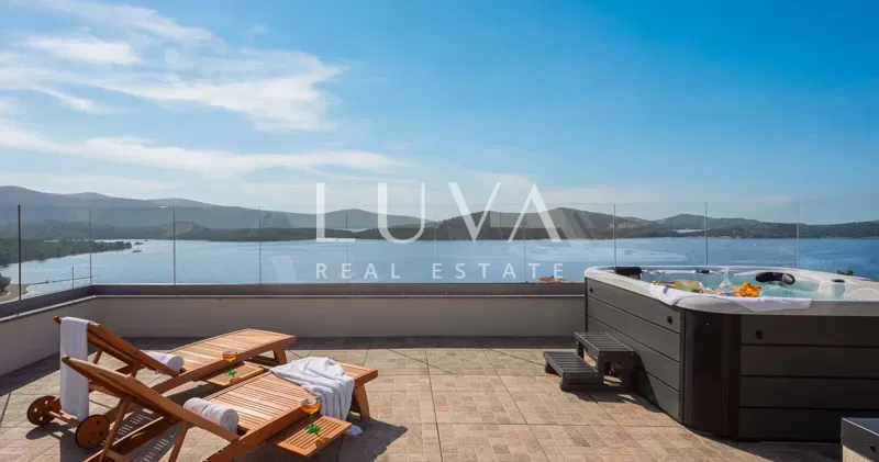 Žaborić, Šibenik, luxury villa with a pool near the sea for sale – 2