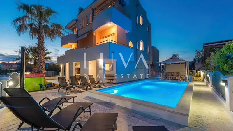 Privlaka, apartmánsky dom s bazénom na predaj – 3