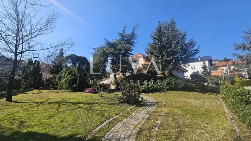 Zagrzeb, Gračani, budynek biurowo-sklepowo-produkcyjny o powierzchni 3249 m2 – 3