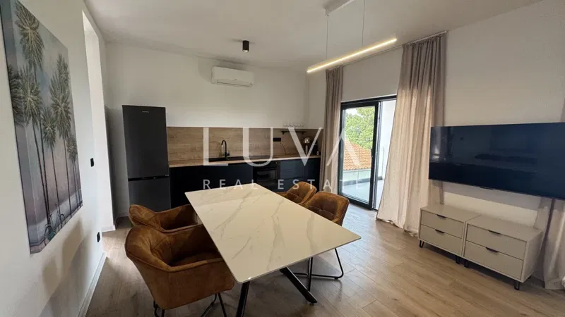 Lovran, modern lakás medencével és tengerre néző kilátással kiadó, 90 m2. – 3