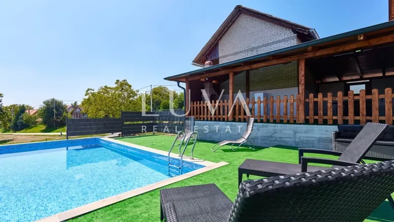 Kloštar Ivanić: eladó ház medencével (145 m²) és szőlőültetvénnyel – 2