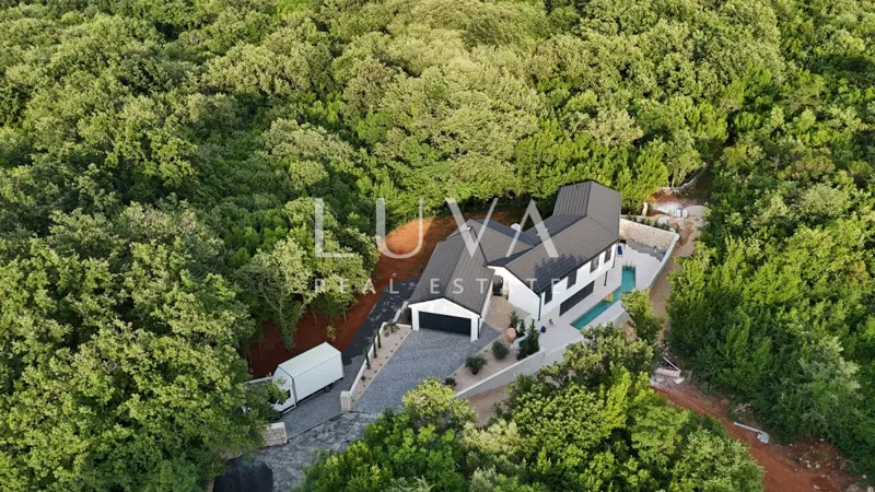 Krk, Vrbnik, luxury secluded villa with pool for sale – 2