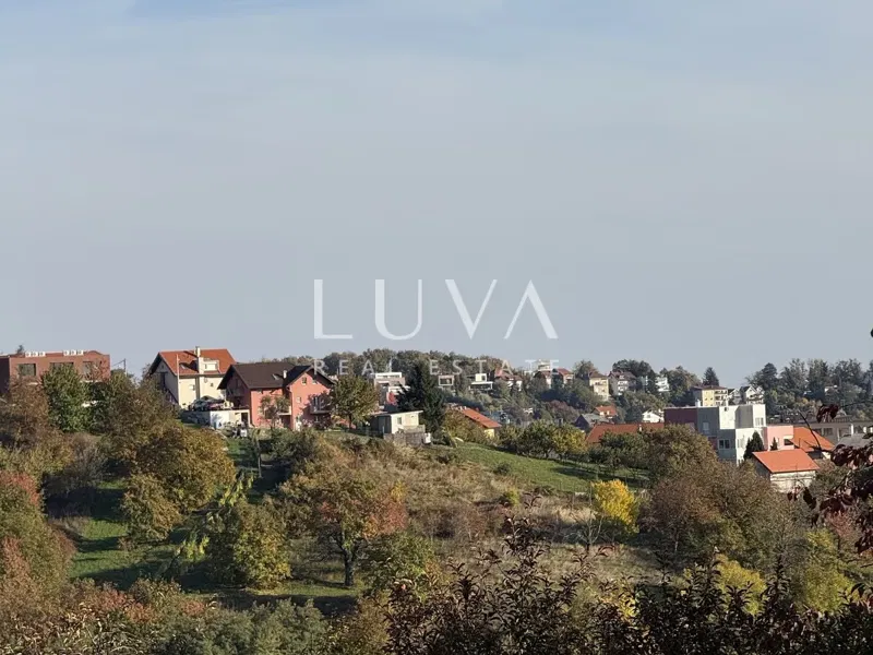 Zágráb, Mikulići, panorámás építési telek eladó – 2
