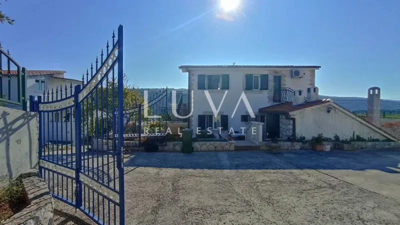 Marina, Trogir, Stone House Near the Sea for Sale – 2