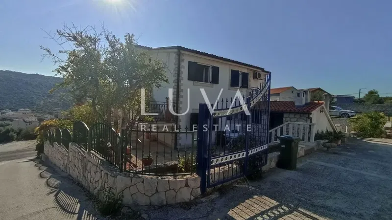 Marina, Trogir, Stone House Near the Sea for Sale – 3