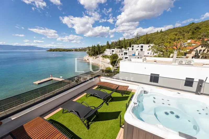 Krk, Omišalj, luxury apartment with roof terrace by the sea, for sale – 2