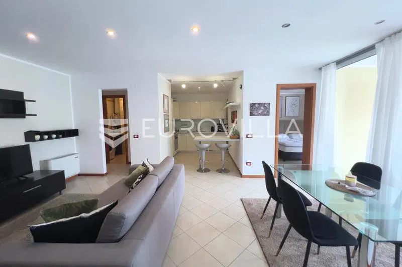 Istria, Novigrad, modern two-bedroom apartment in the city center – 2