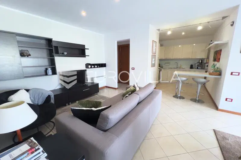 Istria, Novigrad, modern two-bedroom apartment in the city center – 3