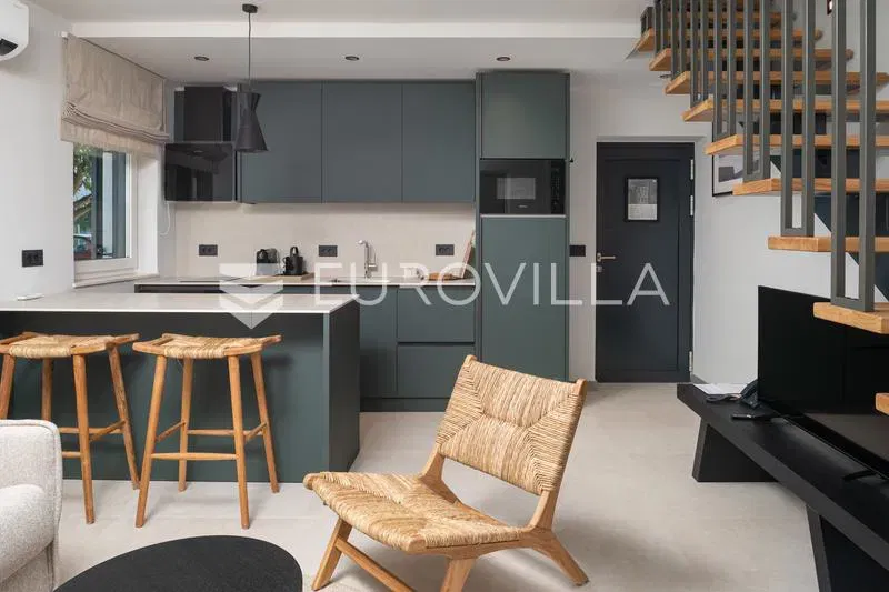 Zadar, Sv. Filip i Jakov, modern two-storey residence in a luxury residential complex – 3