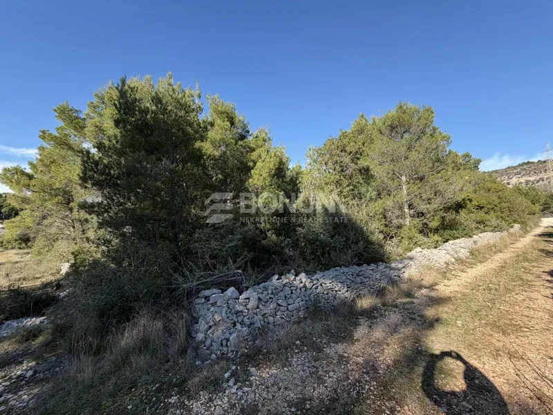 Građevinsko zemljište 2.132 m² – Dubrava kod Šibenika – 2