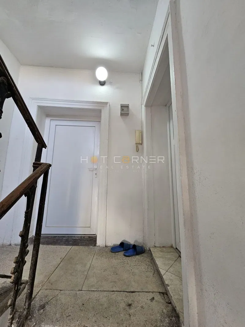 Avstro-ogrski šarm v starem Pulju – 75 m², 3. nadstropje – 3