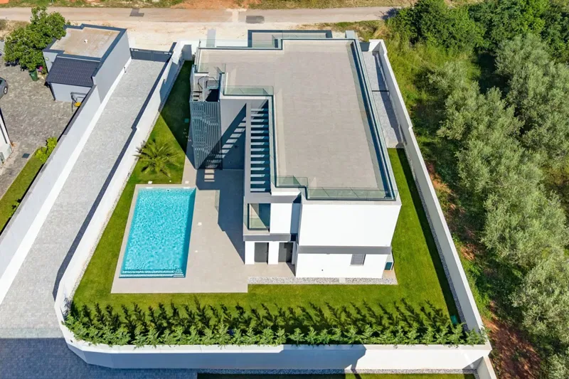 Lussuosa villa moderna vicino al mare, con piscina e terrazza panoramica – 3