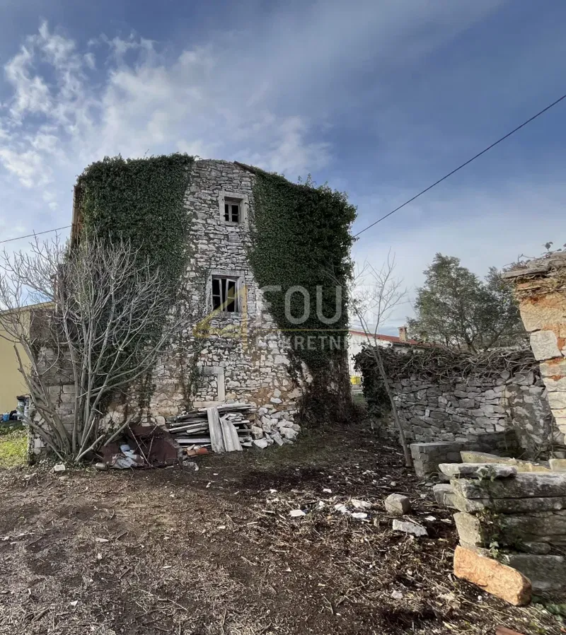 Istria, Svetvinčenat - zona circostante, casa a schiera in rovina – 2