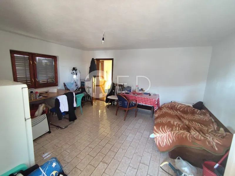 ROGOZNICA KUĆA SA 4 STANA NA 3 ETAŽE - UPORABNA DOZVOLA – 2