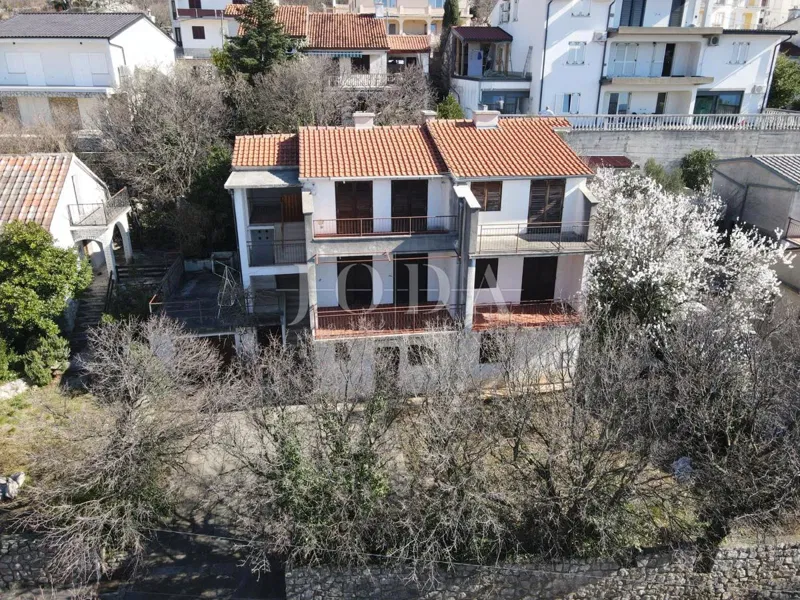 Casa a 100 metri dal mare con 6 unità abitative – 3