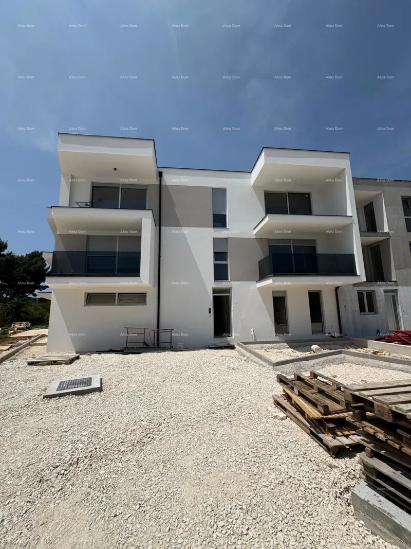 Vendita di un appartamento con posto auto e vista mare, Ližnjan! – 2