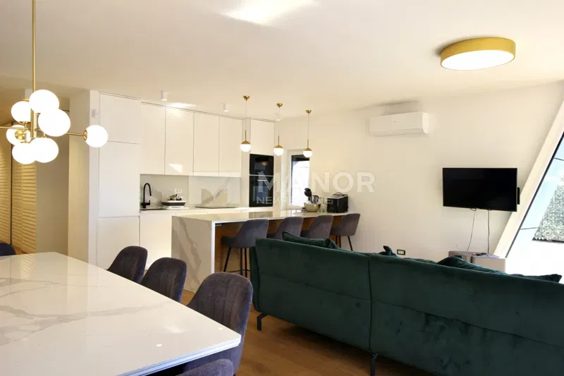 Flat Kostrena, 110m2 – 2