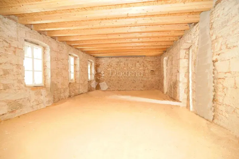 Allogio Sveti Lovreč, 160m2 – 2